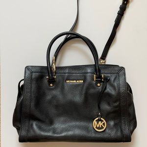Black Leather Michael Kors Bag w/ Detachable Strap